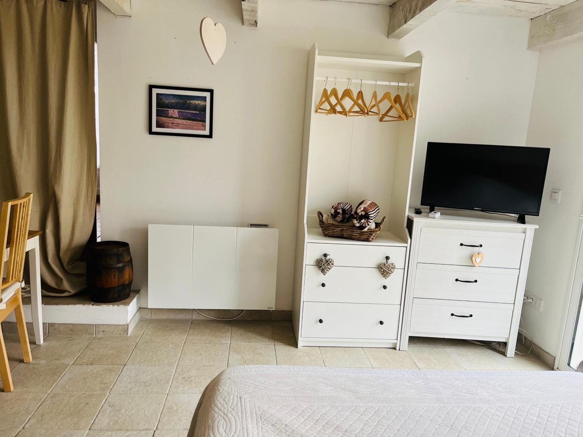 Chez Nous Hotel Mérindol Kültér fotó